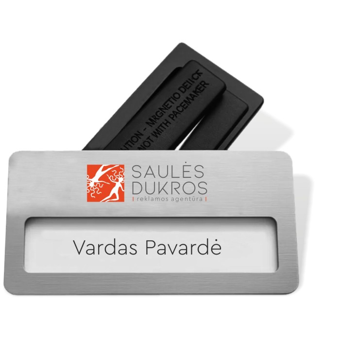 Vardinė plastikinė kortelė su magnetu / Identifikatorius. Dekoravimas įskaičiuotas